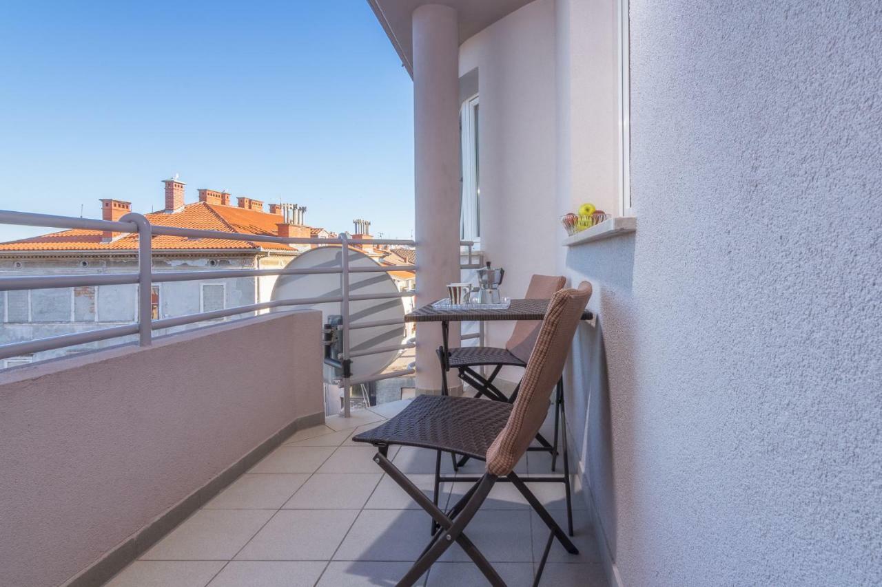 Apartment Monte Zaro Pula Exterior foto